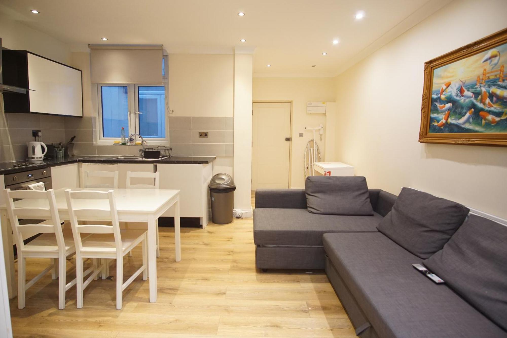Evergreen Apartments, Flat 3, Londra