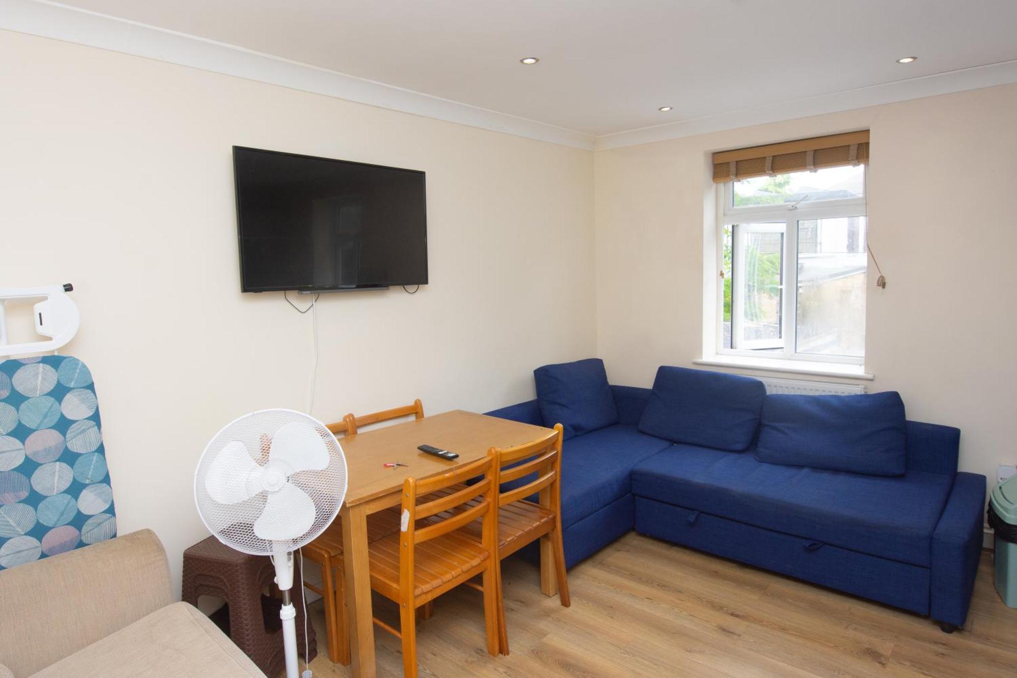 Evergreen Apartments, Flat 3, * Londra